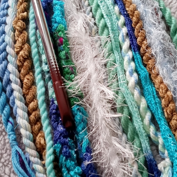 Blue Green Tan Cream Earthy Yarnfall - Picture 1 of 10